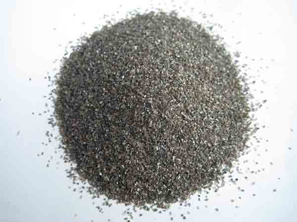 棕剛玉噴砂和白剛玉噴砂有什么區(qū)別