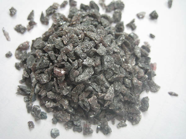 棕剛玉和白剛玉的區(qū)別